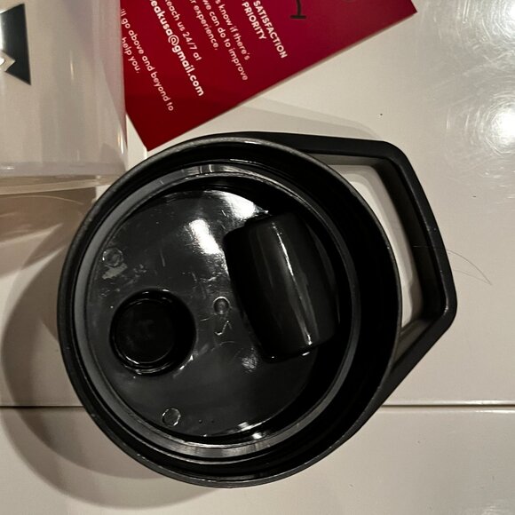 Blue‎ Peak Shaker Bottle - Picture 2 of 9